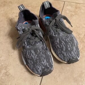 Adidas NMD‎ R1 Gray Pink Athletic Running Shoes Womens 7